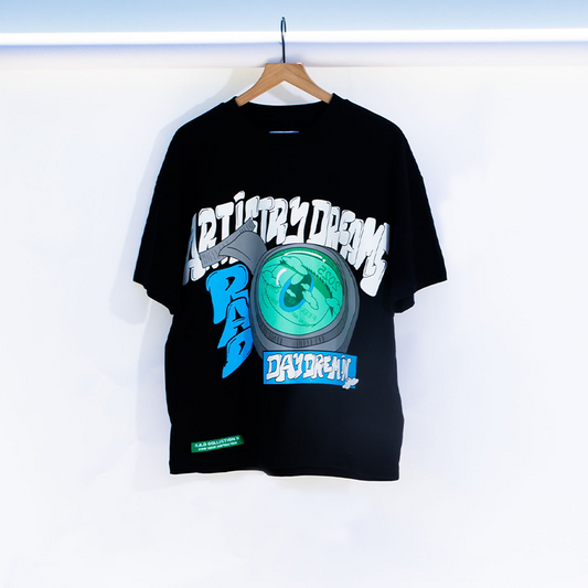 Daydremin Tee